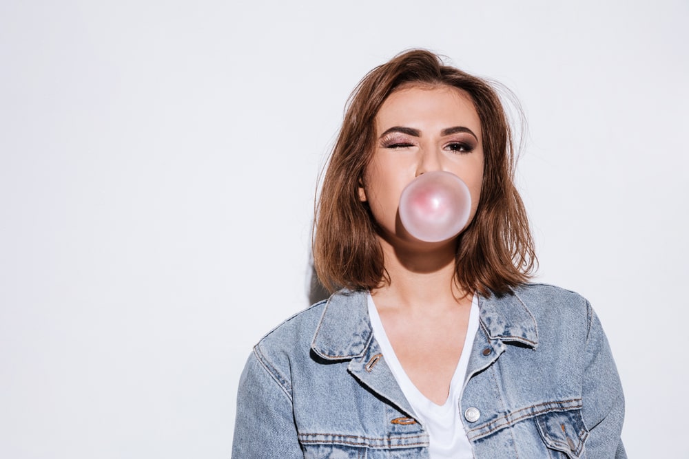 Does chewing gum affect blood sugar levels?